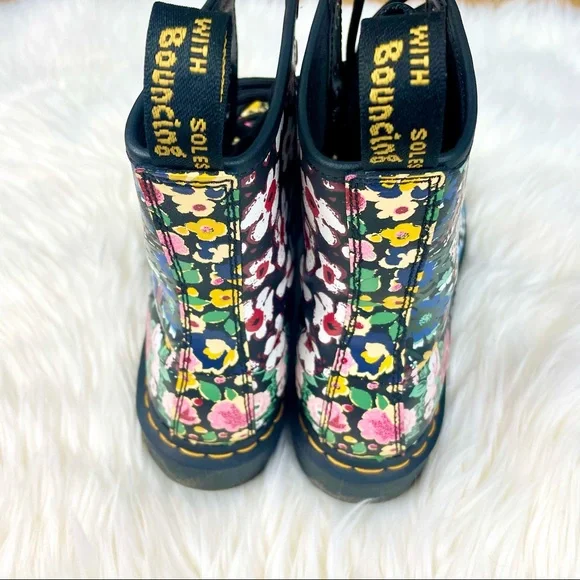 SOLD OUT Dr Martens 1460 Pascal Floral Mash Up Lace Up Black Combat Boots Sz 9 - Picture 11 of 13
